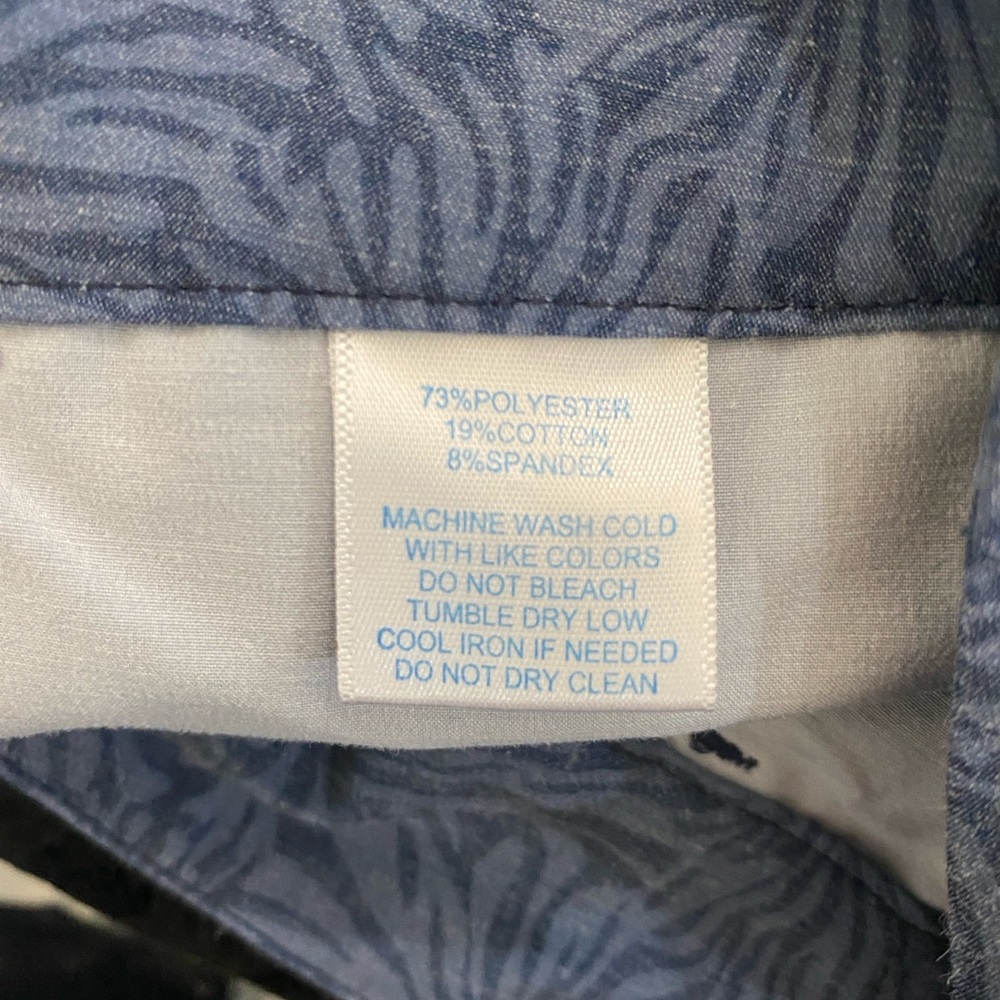 Southern Tide Blue Patterned Women's Bermuda Shorts - Picture 6 of 7